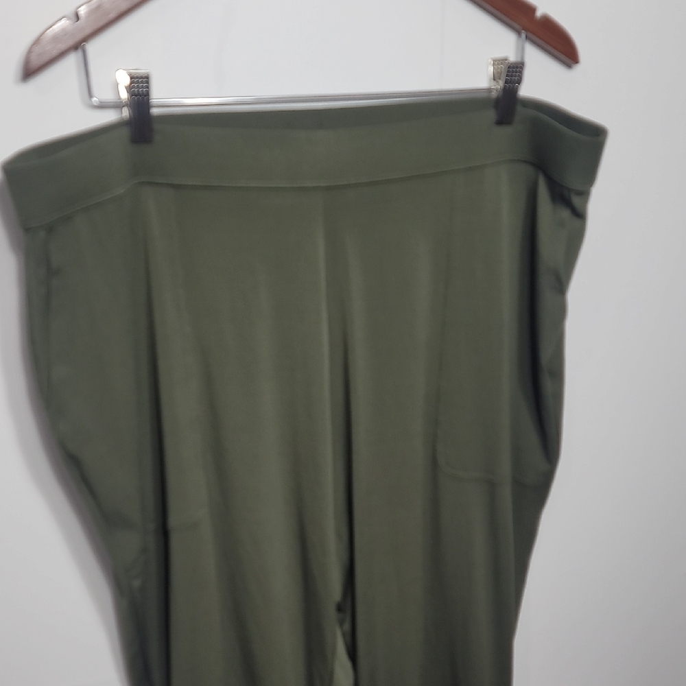 Lisa Rinna Collection Forest Green Petite Joggers
